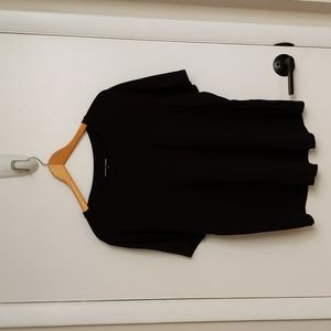 Universal Standard Black Crew Neck Tee Size M